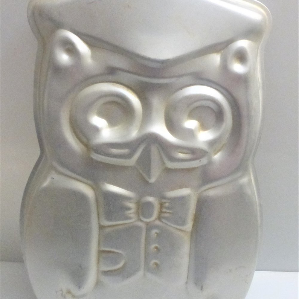 BNA 1978 Wilton OWL Cake Pan Baking Pan Birthday Cake Vintage Bakeware